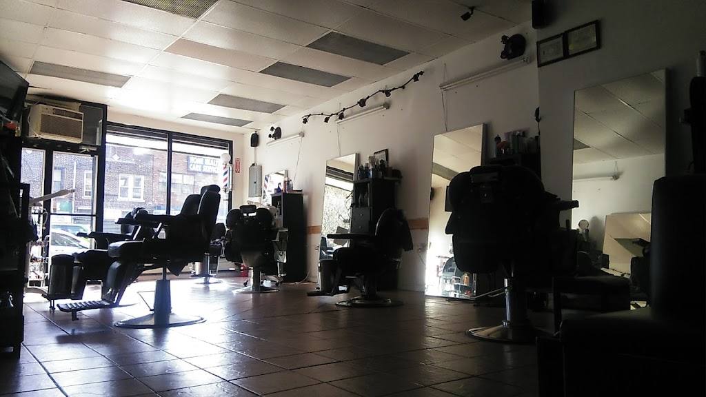 Brooklyn Barberz Lounge | 1776 Flatbush Ave, Brooklyn, NY 11210, USA | Phone: (718) 252-6180