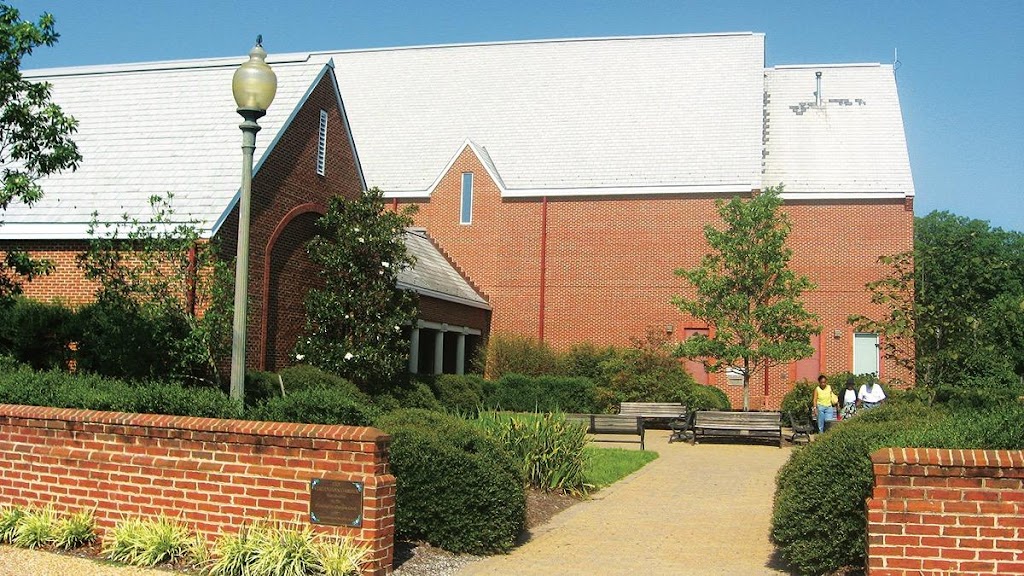 Main Street Library | 110 Main St, Newport News, VA 23601, USA | Phone: (757) 591-4858