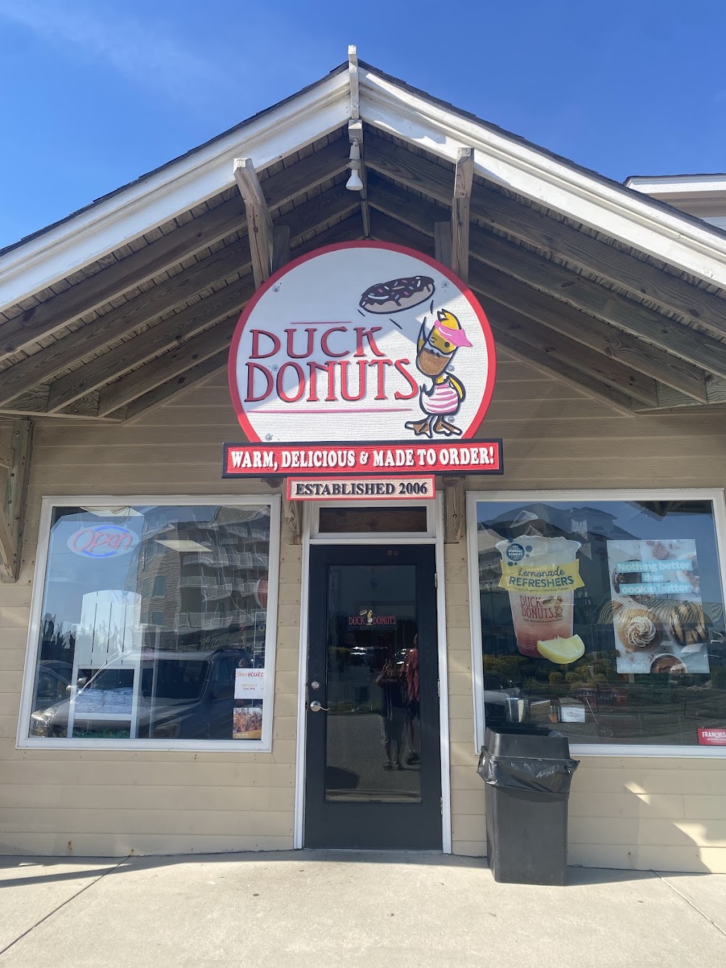 Duck Donuts | 5230 N Virginia Dare Trail, Kitty Hawk, NC 27949, USA | Phone: (252) 261-3312
