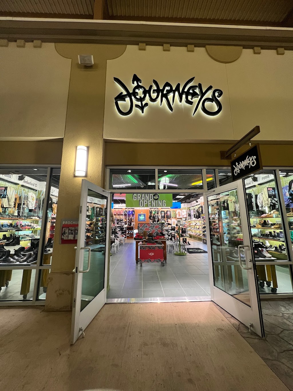 Journeys | 15837 N Fwy, Fort Worth, TX 76177, USA | Phone: (682) 200-0403