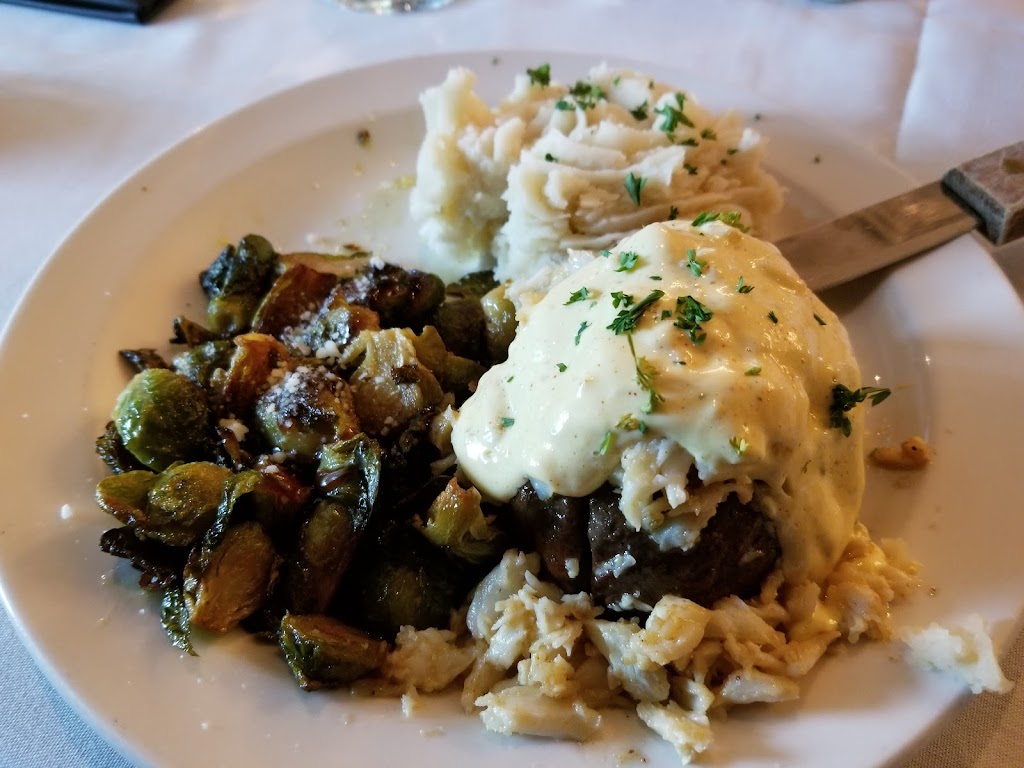 The Reserve Restaurant & Bar at The Highlands, 8136 Highland Glen Dr