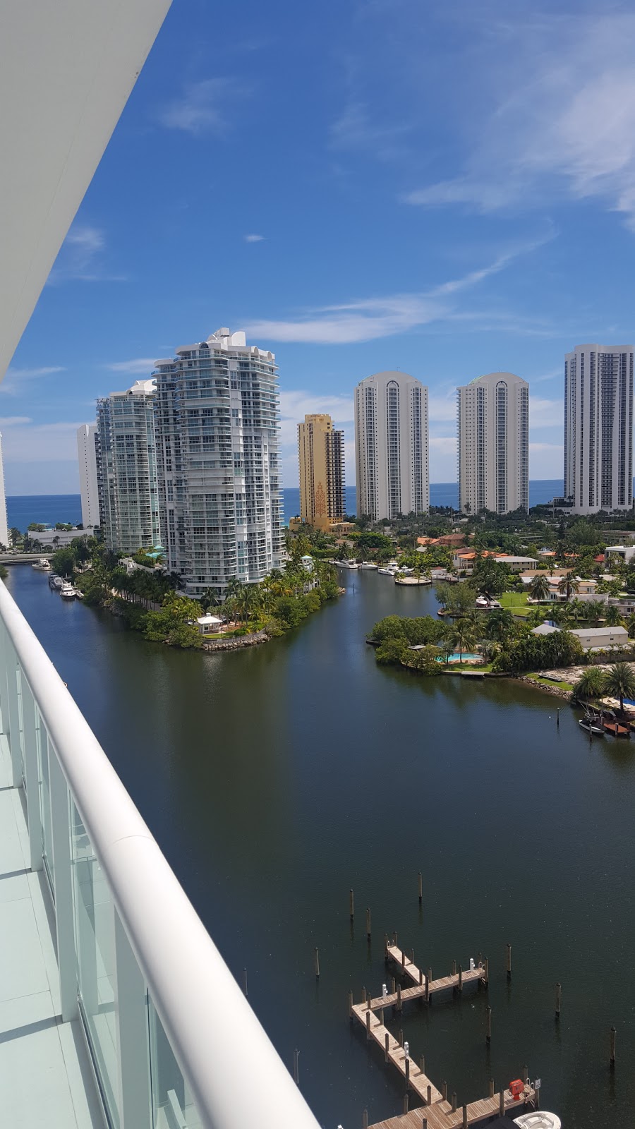 400 Sunny Isles Sales & Leasing | 400 Sunny Isles Blvd, Sunny Isles Beach, FL 33160 | Phone: (786) 556-5796