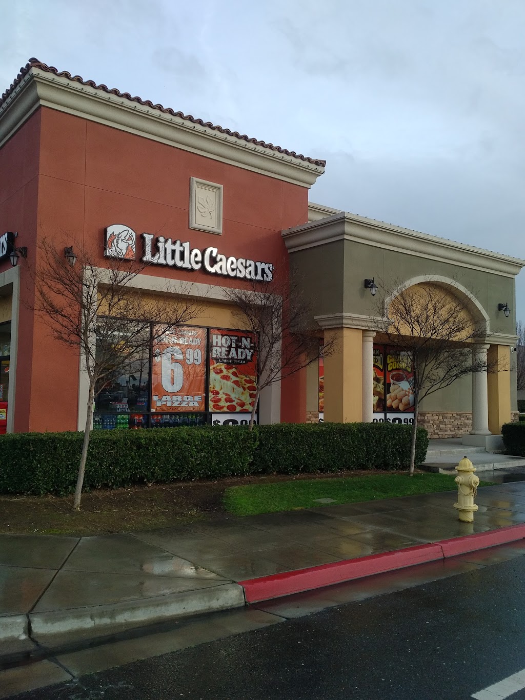 Little Caesars Pizza | 1145 E Robertson Blvd, Chowchilla, CA 93610, USA | Phone: (559) 665-0200