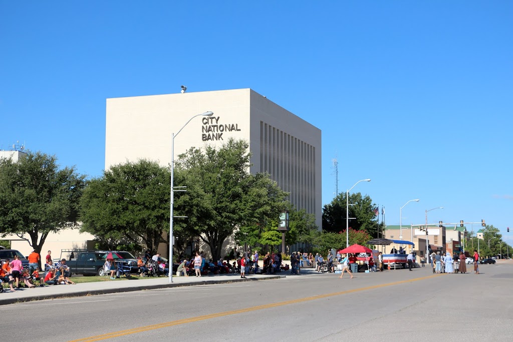 City National Bank & Trust ATM | 951 E State Hwy 152, Mustang, OK 73064, USA | Phone: (866) 385-3444