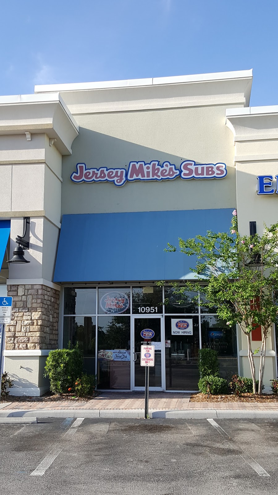 Jersey Mikes Subs | 10951 Causeway Blvd, Brandon, FL 33511, USA | Phone: (813) 662-0099