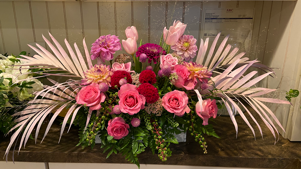 Daly Floral Designs | 7805 Cedar Point Dr, Summerfield, NC 27358, USA | Phone: (336) 509-1020