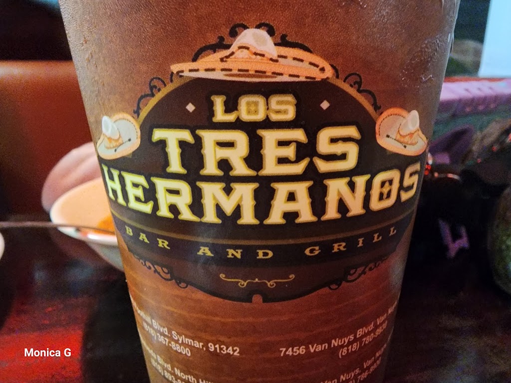 Los Tres Hermanos Restaurant | 9504 Sepulveda Blvd #3306, North Hills, CA 91343, USA | Phone: (818) 893-8532