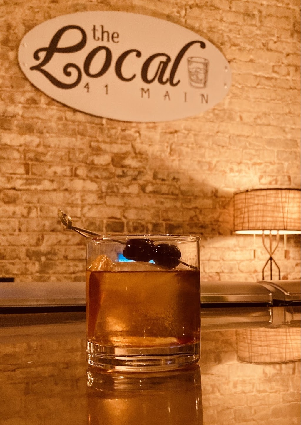 The Local at 41 Main | 41 Main St, Alexander City, AL 35010, USA | Phone: (256) 392-3629