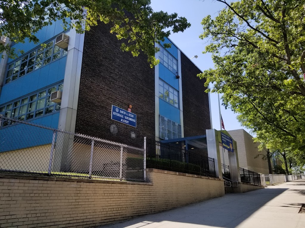 Riverdale / Kingsbridge Academy (Middle School / High School 141) | 660 W 237th St, The Bronx, NY 10463, USA | Phone: (718) 796-8516