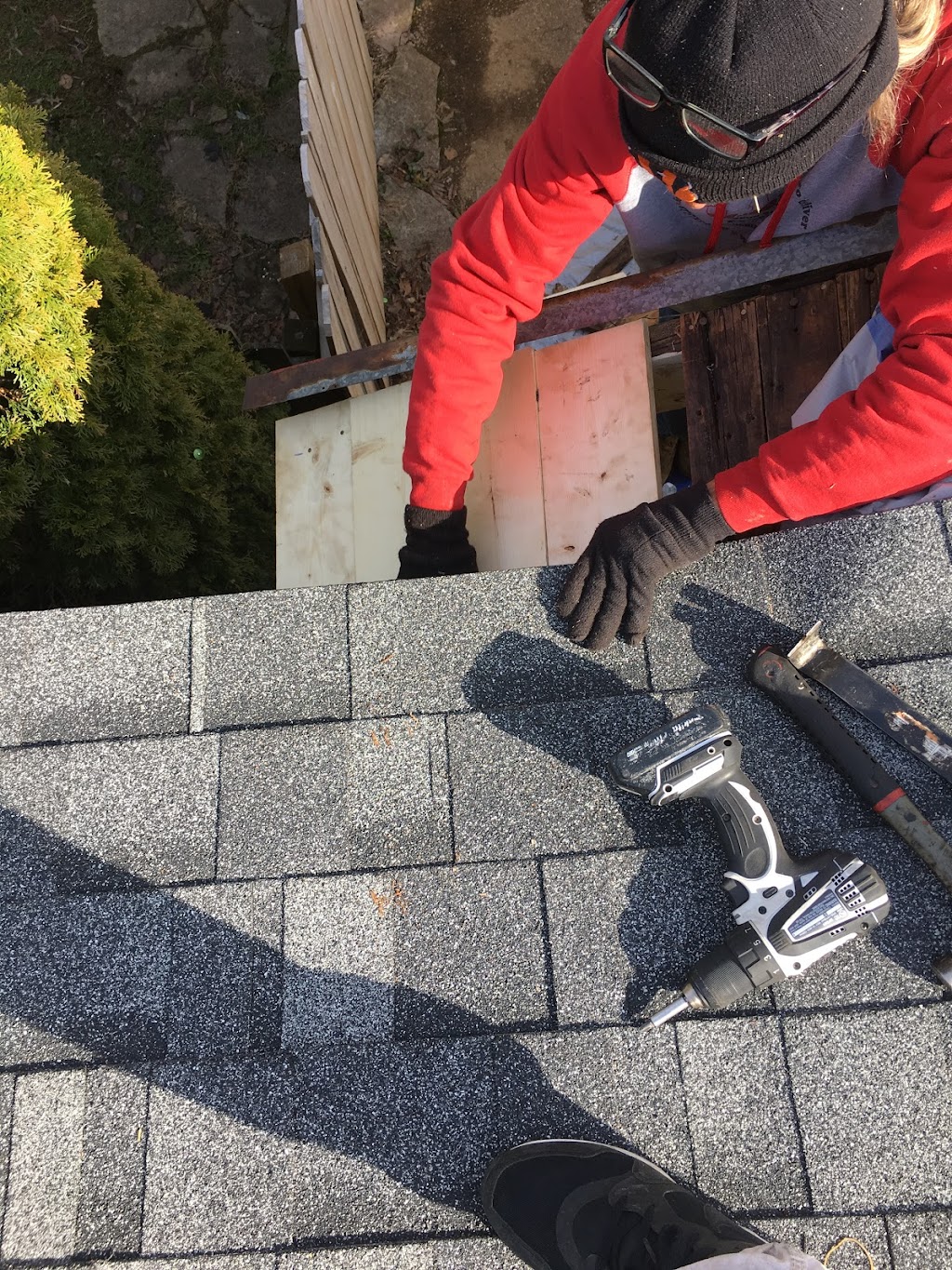 Finneytown Roofing & Chimney | 8986 Fontainebleau Terrace, Cincinnati, OH 45231, USA | Phone: (513) 306-2897