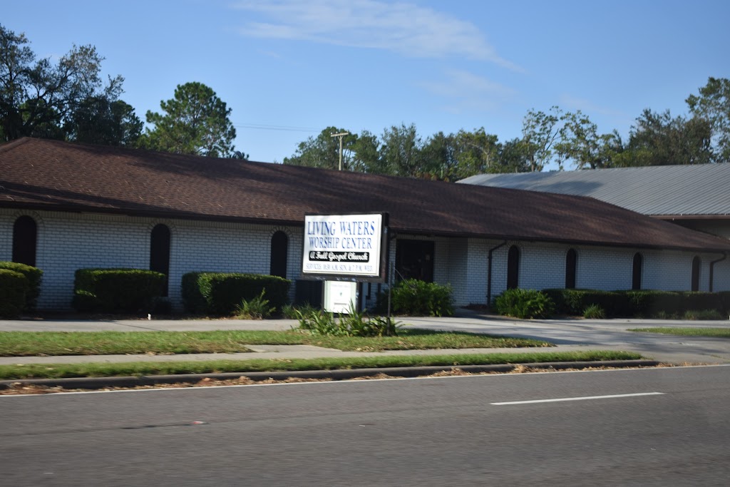 Living Waters Worship Center | 1104 Idlewild Ave, Green Cove Springs, FL 32043, USA | Phone: (904) 284-0198