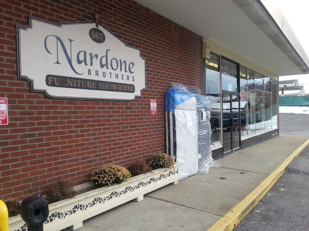 Nardone Brothers Furniture Inc. | 807 Washington St, Peekskill, NY 10566, USA | Phone: (914) 737-2664