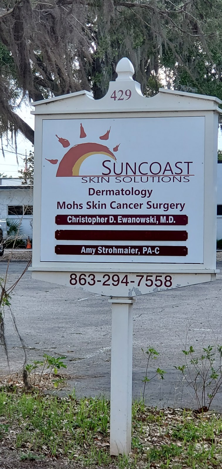 Suncoast Skin Solutions | 429 2nd St NW, Winter Haven, FL 33881 | Phone: (863) 658-4738