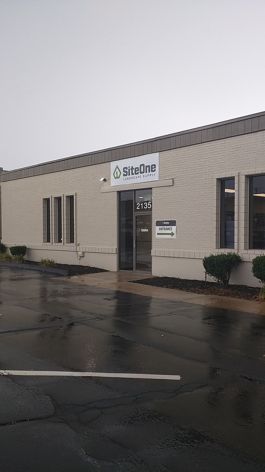 SiteOne Landscape Supply | 2135 Schuetz Rd, St. Louis, MO 63146, USA | Phone: (314) 991-3535