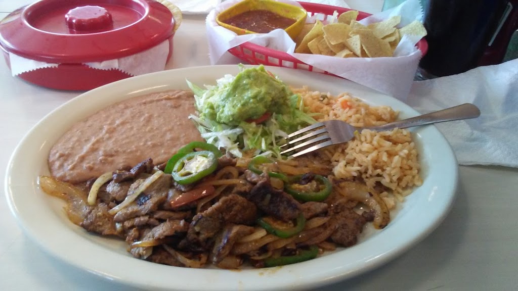 Taqueria Jalisco | 13498 N Interstate 35, 13489 I-35, Moore, TX 78057, USA | Phone: (830) 521-9798