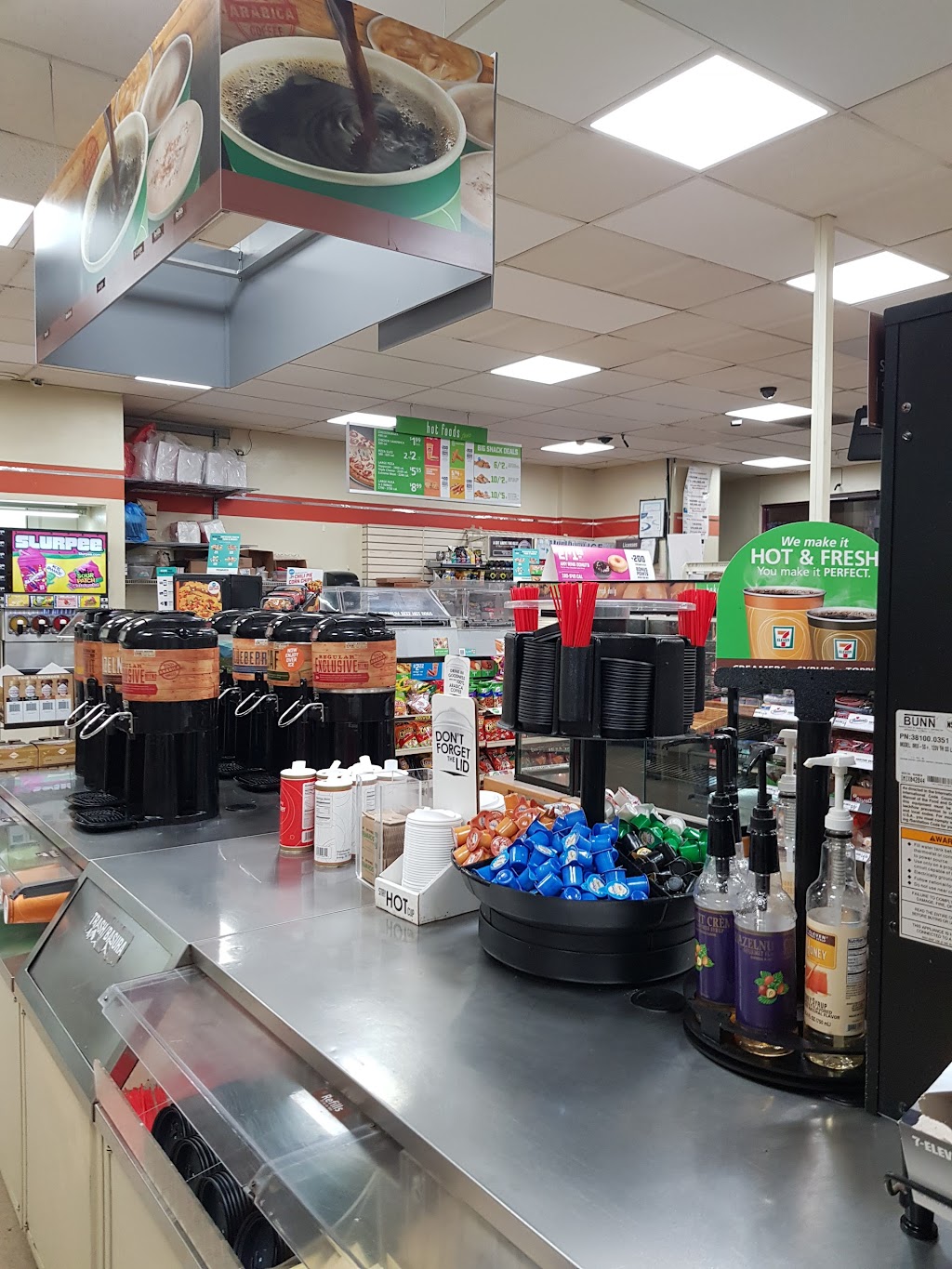 7-Eleven | 6350 San Fernando Rd, Glendale, CA 91201, USA | Phone: (818) 649-1592