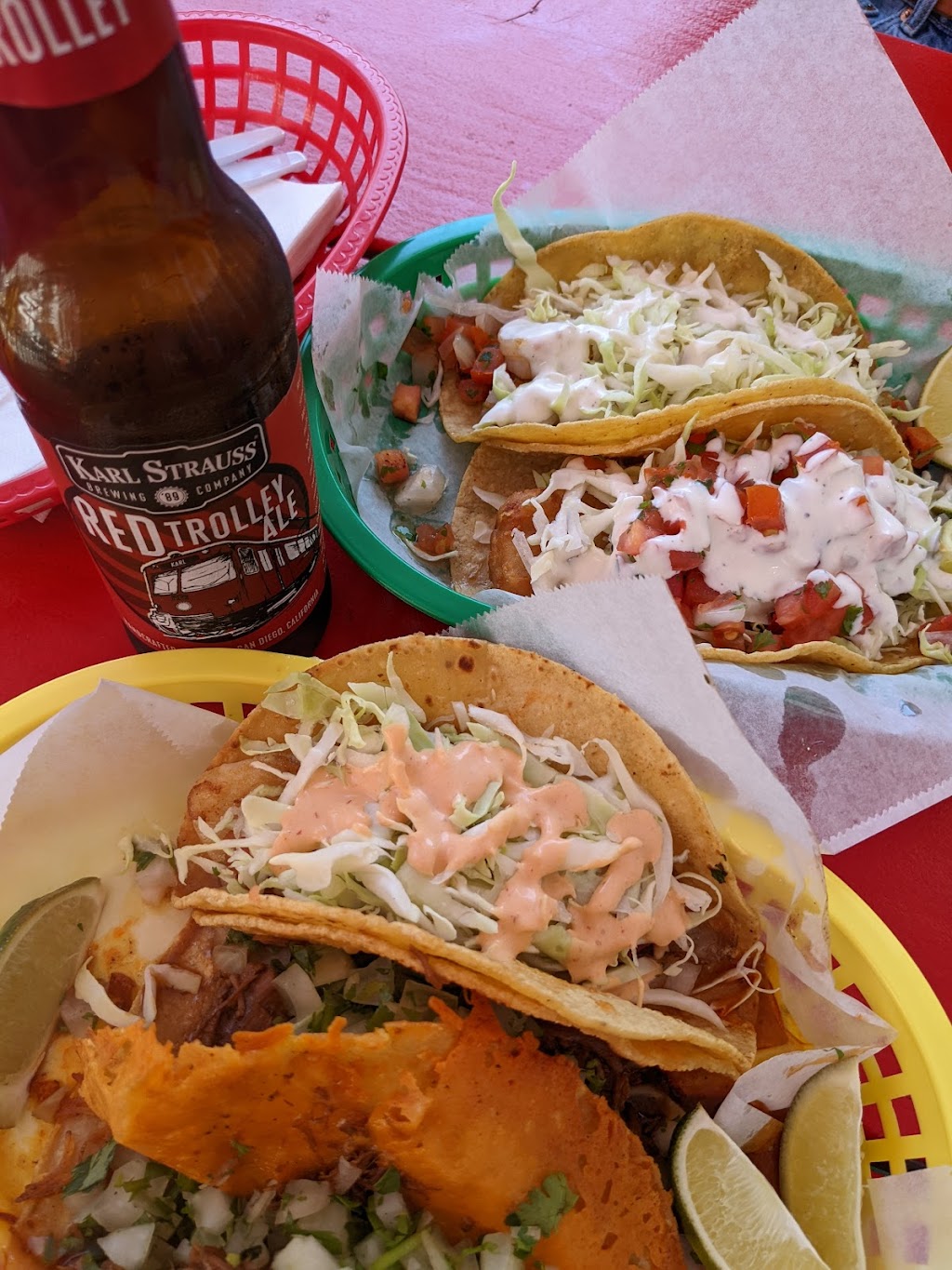 Roxy’s Tacos | 815 C St, San Diego, CA 92101, USA | Phone: (619) 349-4839