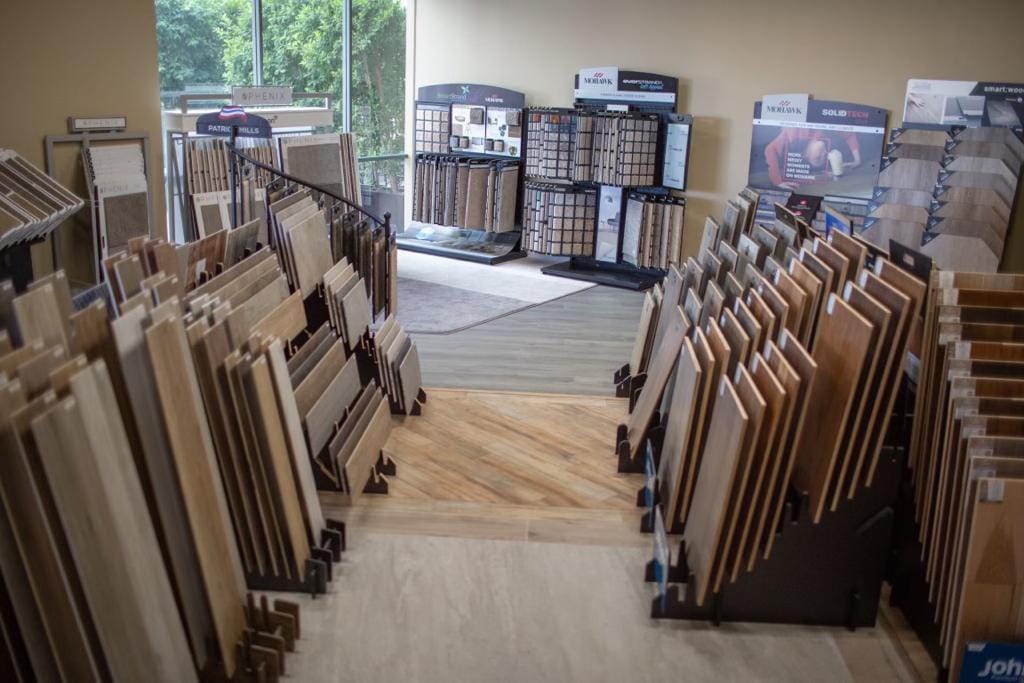 Cesars Floor Covering Inc. (Showroom) | 1940 S Alma School Rd Suite 3, Chandler, AZ 85286, USA | Phone: (480) 454-4789