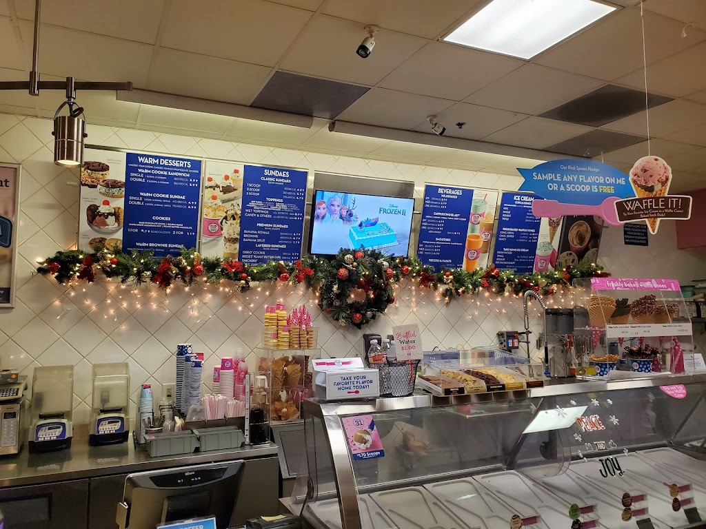 Baskin-Robbins | 7056 Archibald Ave, Eastvale, CA 92880, USA | Phone: (951) 371-3111