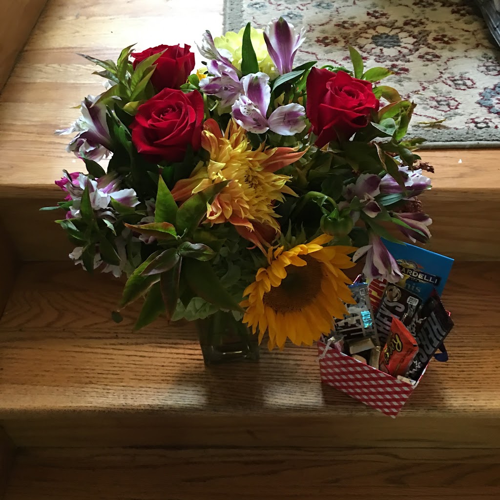 Flowers By Burkhardts | 6318 SE Virginia St, Hillsboro, OR 97123, USA | Phone: (503) 645-6492