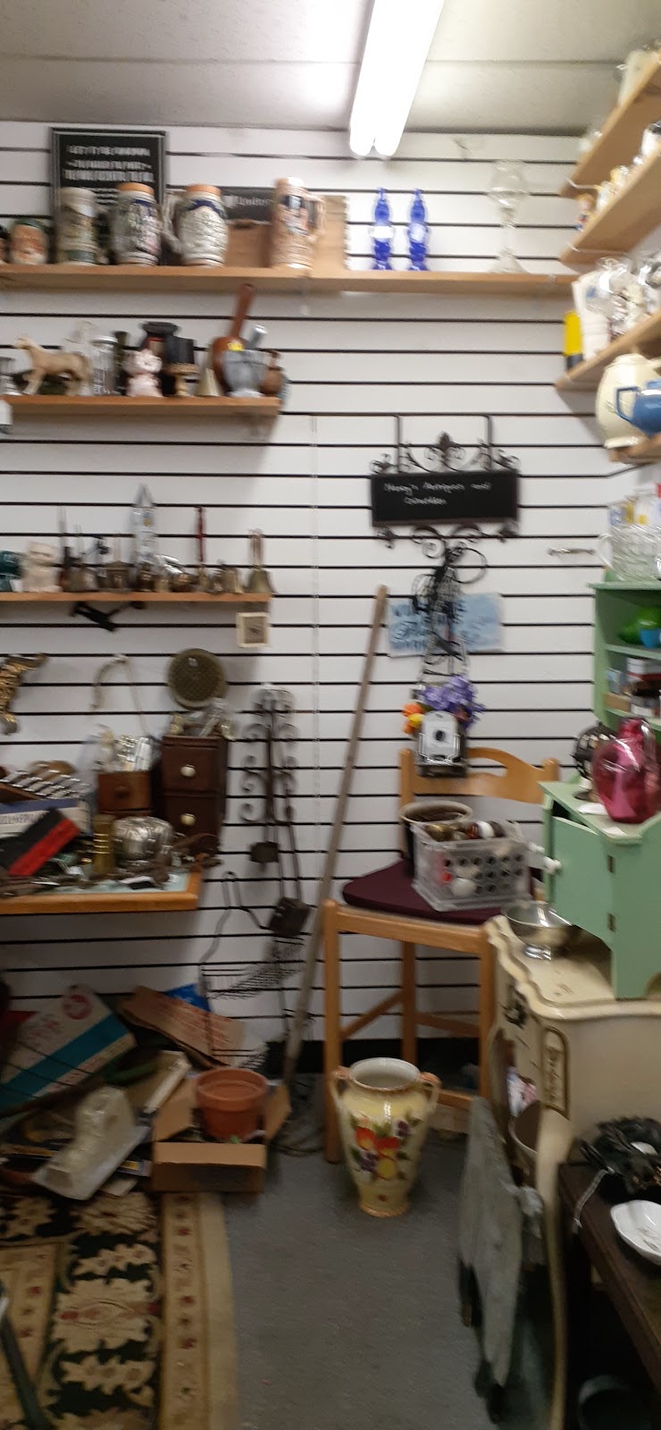 Remsen Street Flea Market - Cohoes | 57 Remsen St, Cohoes, NY 12047, USA | Phone: (518) 522-0462