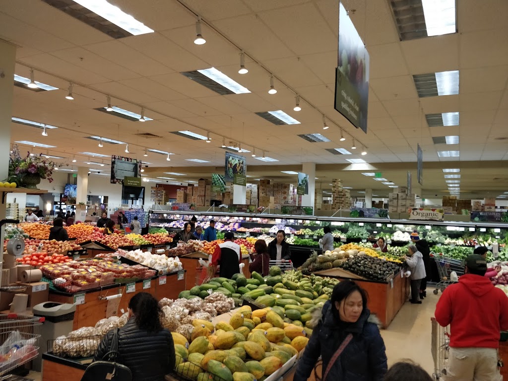 H Mart Lynnwood | 3301 184th St SW, Lynnwood, WA 98037, USA | Phone: (425) 776-0858