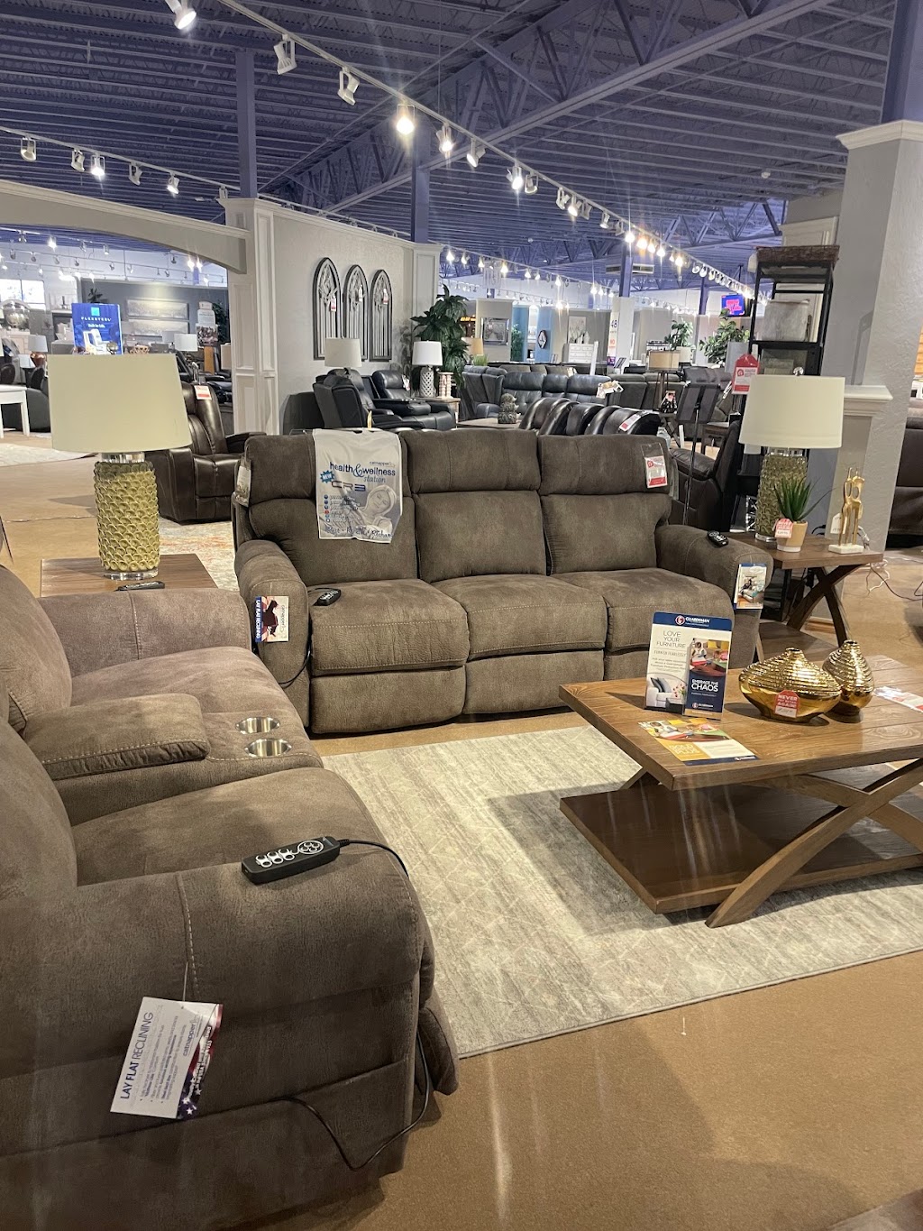 Galleria Furniture | 3700 W I 40 Service Rd, Oklahoma City, OK 73108 | Phone: (405) 942-9222