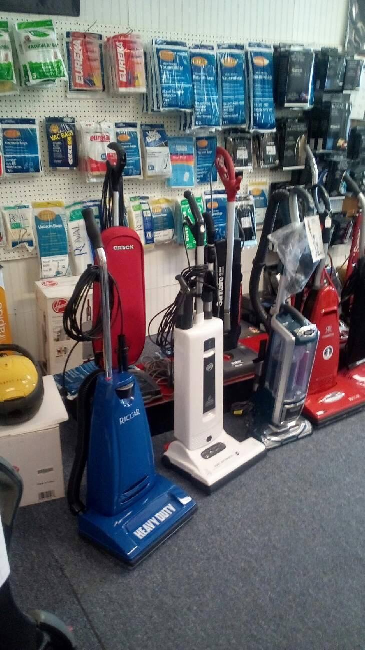 American Vacuum Co: Lees Summit | 10803 E US Hwy 40, Independence, MO 64055 | Phone: (816) 525-3335