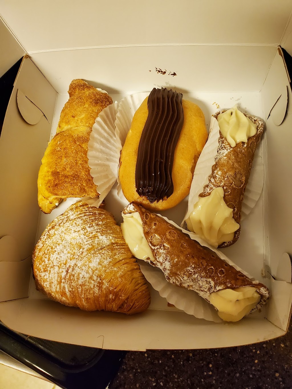 Italian Bakery La Dolce Vita | 14460 Falls of Neuse Rd #165, Raleigh, NC 27614, USA | Phone: (984) 235-1447
