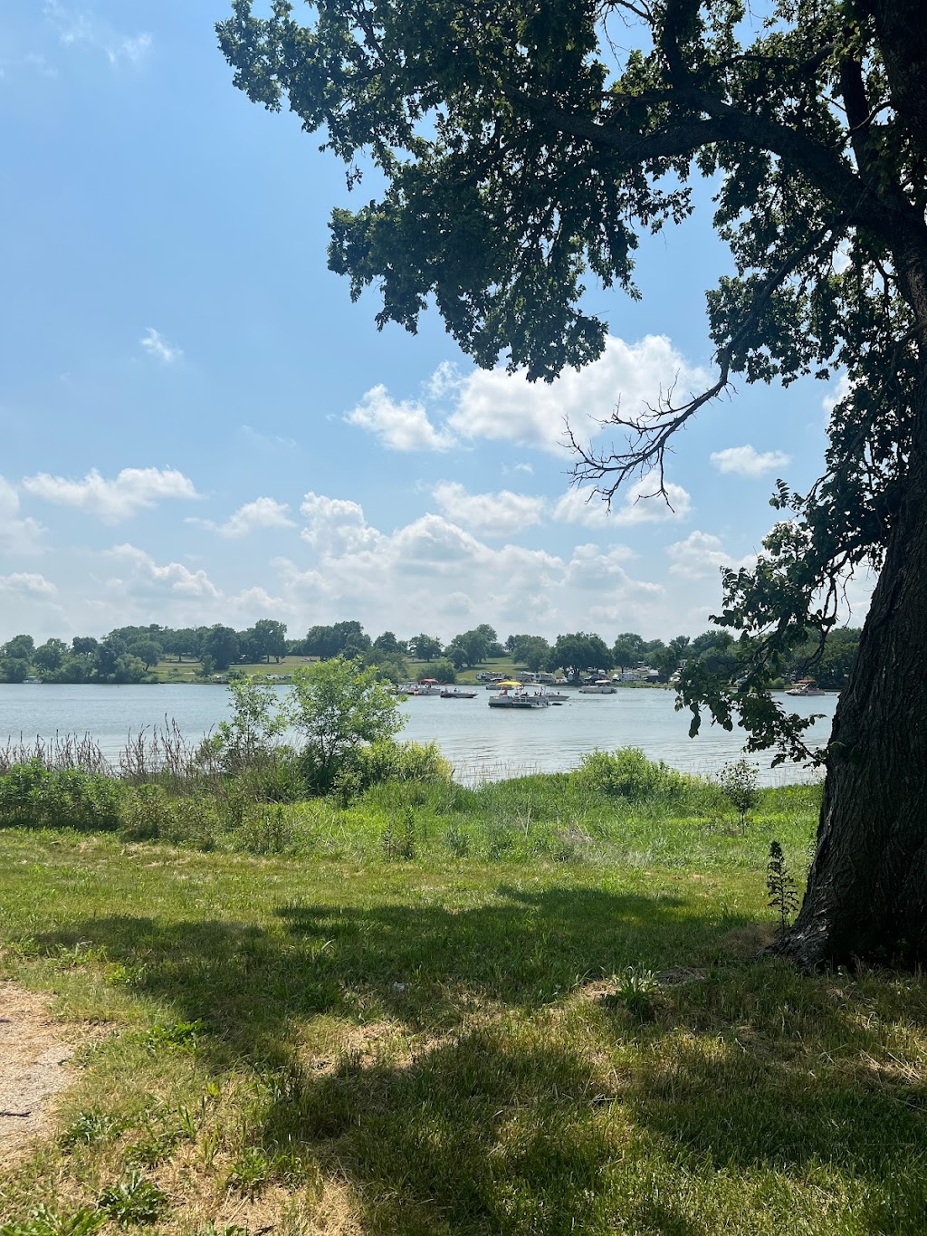 Lake Miola Campgrounds | H5W3+5F, Paola, KS 66071, USA | Phone: (913) 259-3620