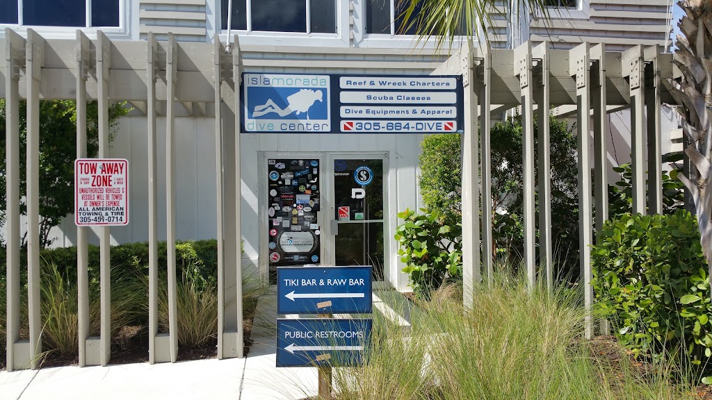 Islamorada Dive Center | 84001 Overseas Hwy, Islamorada, FL 33036, USA | Phone: (305) 664-3483