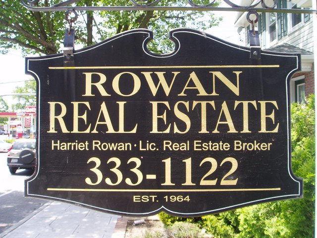 Wendy Liotti, Realtor - The Rowan Team | 507 Westbury Ave, Carle Place, NY 11514, USA | Phone: (516) 333-1122