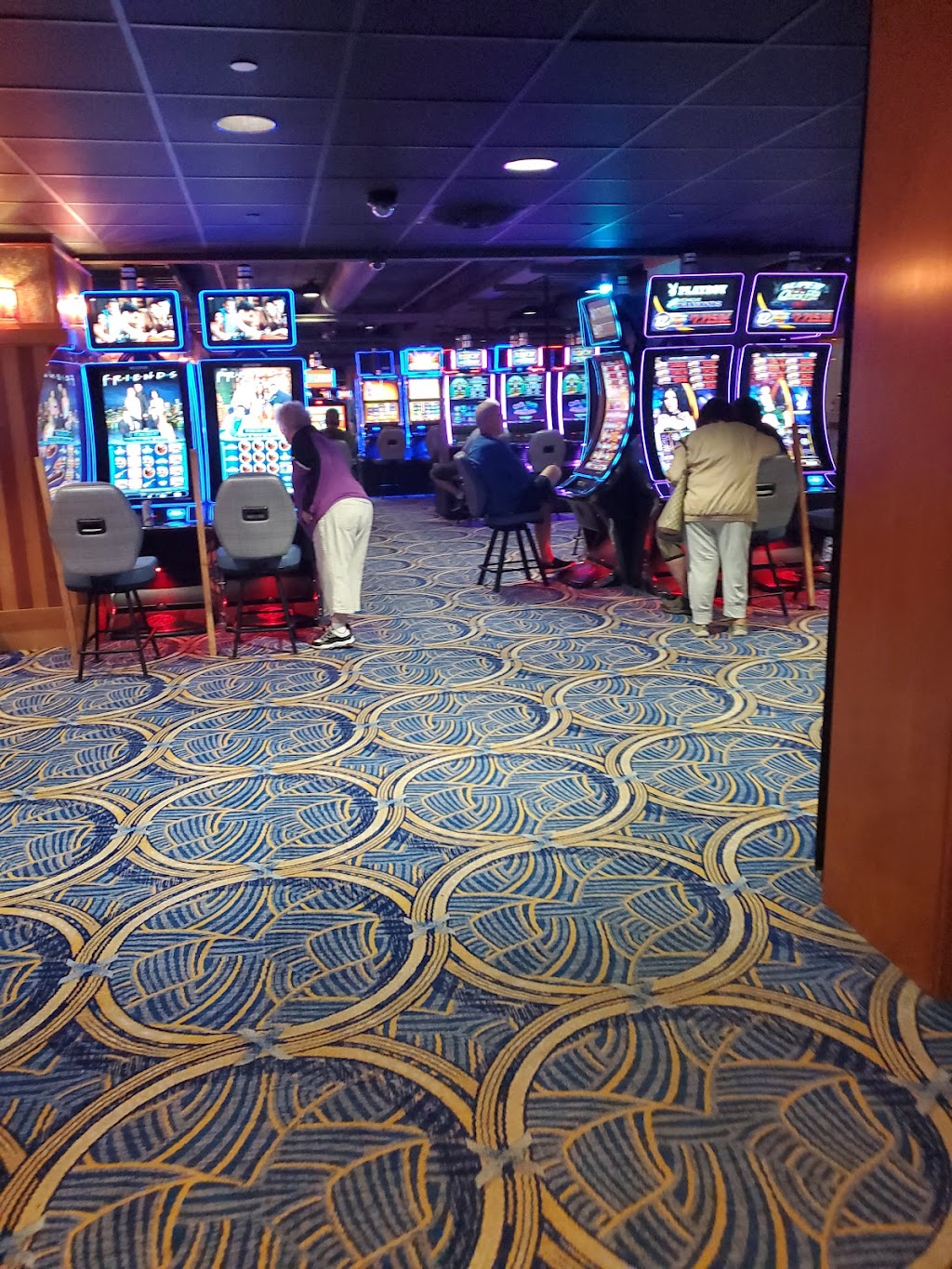 Saratoga Gaming & Racing | Nelson Ave, Saratoga Springs, NY 12866 | Phone: (518) 584-0230