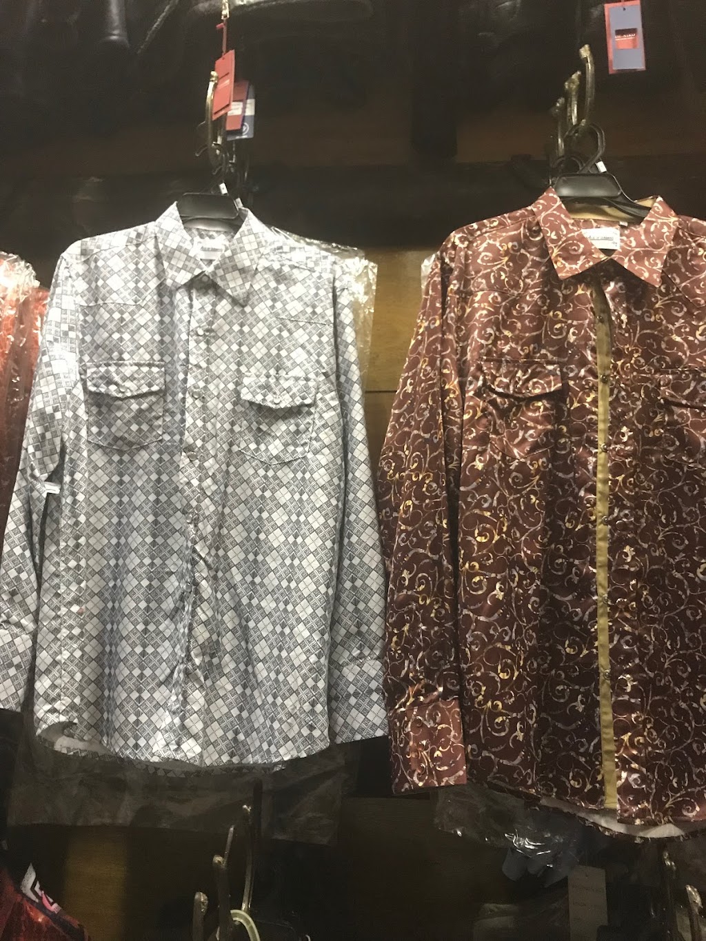 Cardonas western wear | 1926 Elkhart Rd, Goshen, IN 46526, USA | Phone: (574) 606-4495