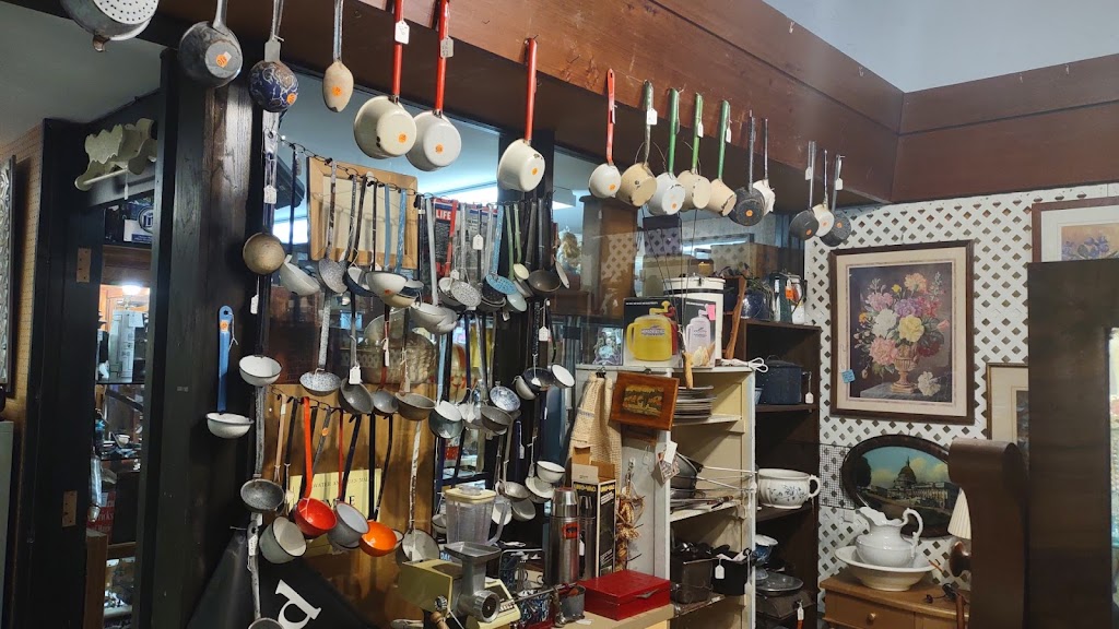 Stillwater Antiques Mall | 101 Main St S, Stillwater, MN 55082, USA | Phone: (651) 439-6281