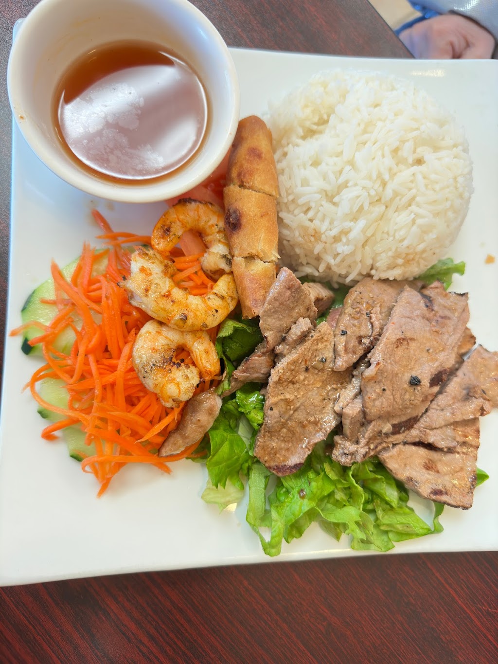 Vietnamese Sandwiches & Noodles | 4084 East Ave, Livermore, CA 94550, USA | Phone: (925) 292-4650