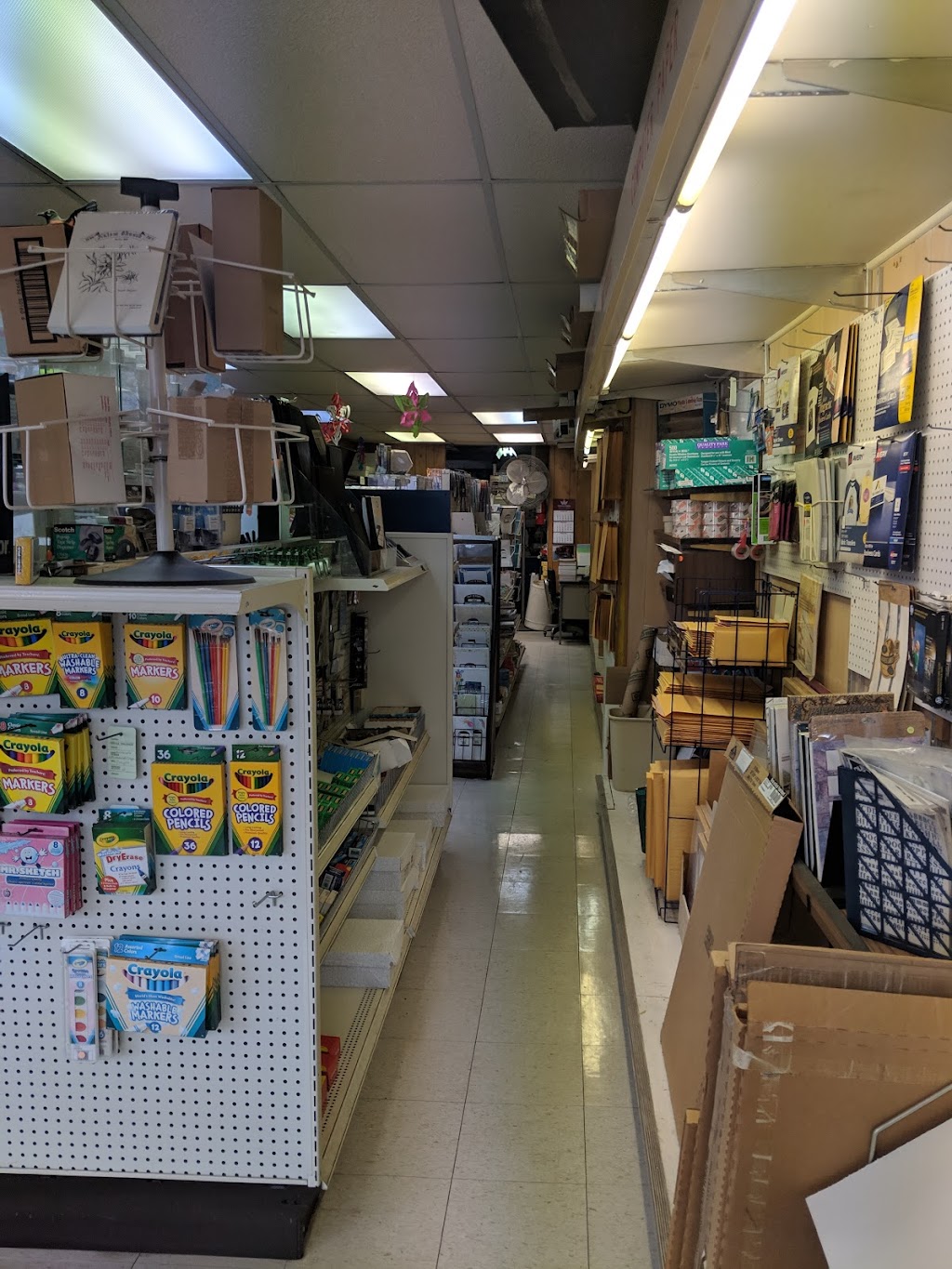 Giegerichs Sons Office Supplies | 514 Park Ave, Prairie Du Sac, WI 53578, USA | Phone: (608) 643-6711