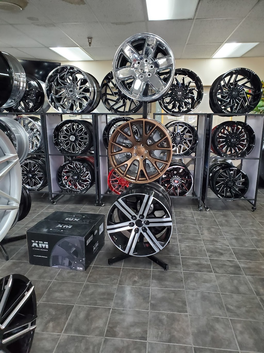 Speedy Tires #3 | 2051 Altamesa Blvd, Fort Worth, TX 76134, USA | Phone: (817) 349-0067