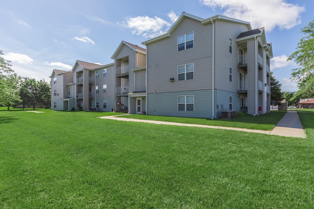 Independence Court Apartments | 2055 Meadow Ln, Seward, NE 68434, USA | Phone: (402) 227-6525