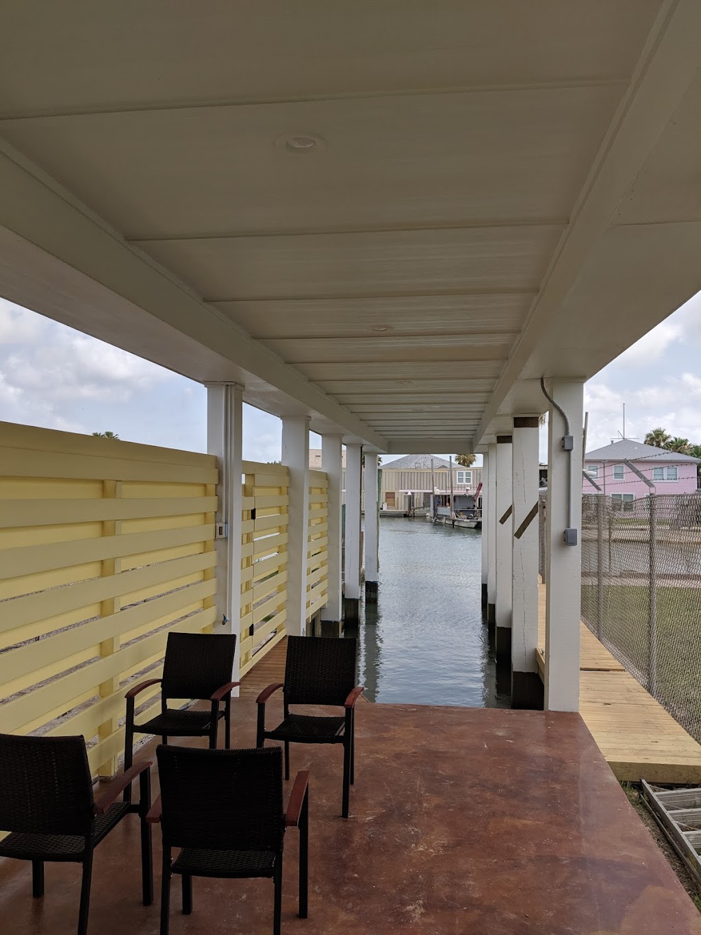 The Boat House | 804 Tarpon St, Port Aransas, TX 78373, USA | Phone: (361) 749-4294