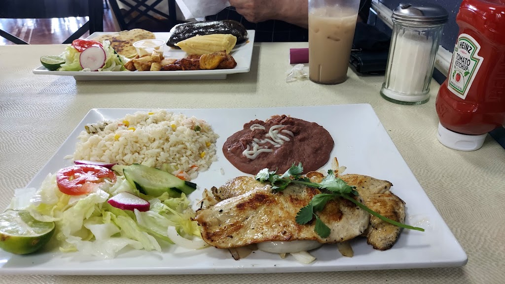 Salvadorian Cuisine | 580 W Arapaho Rd #241, Richardson, TX 75080, USA | Phone: (972) 238-8081