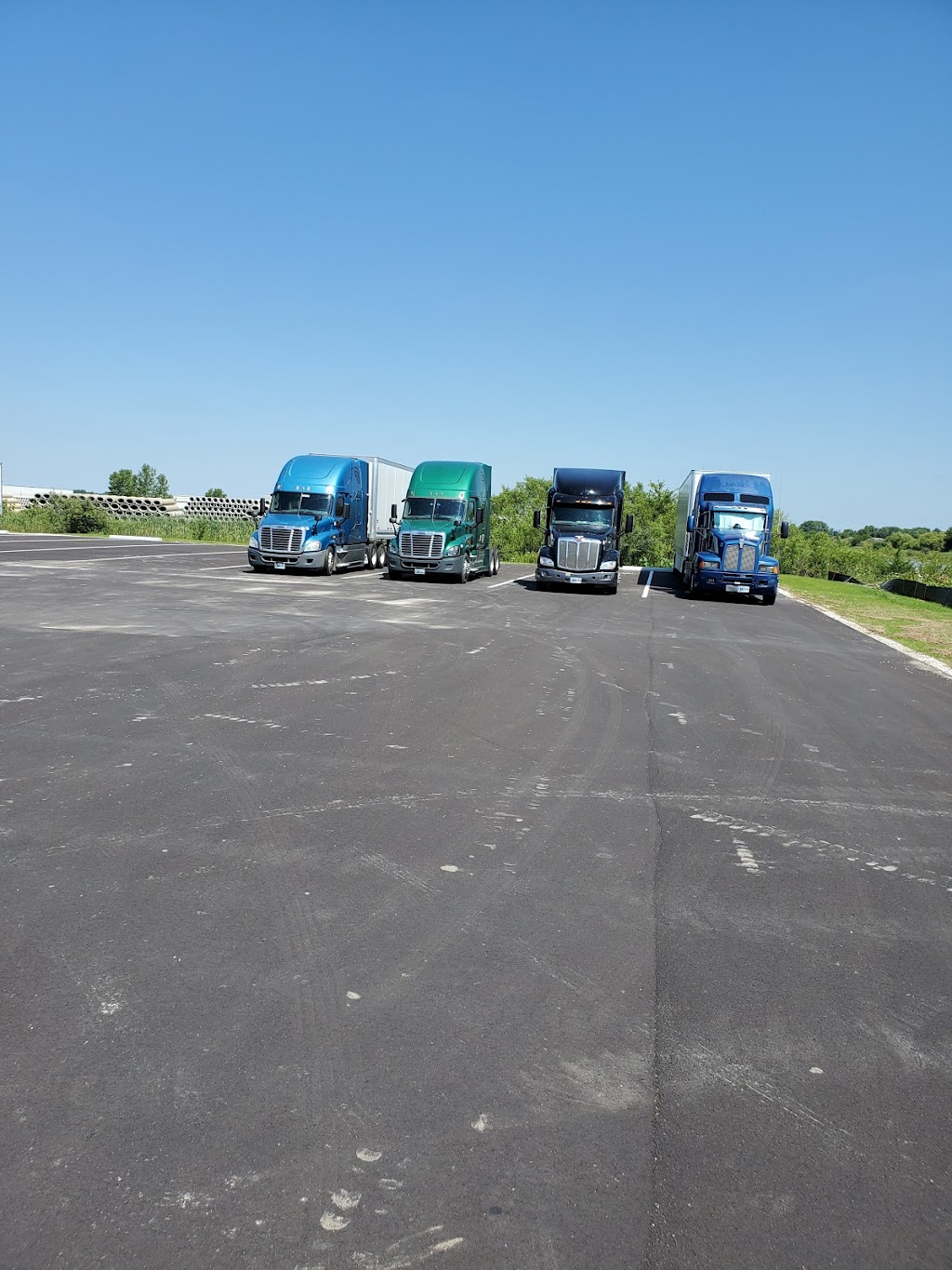 TFG TRUCK PARKING | 6554 W 350N, Greenfield, IN 46140 | Phone: (317) 225-4390