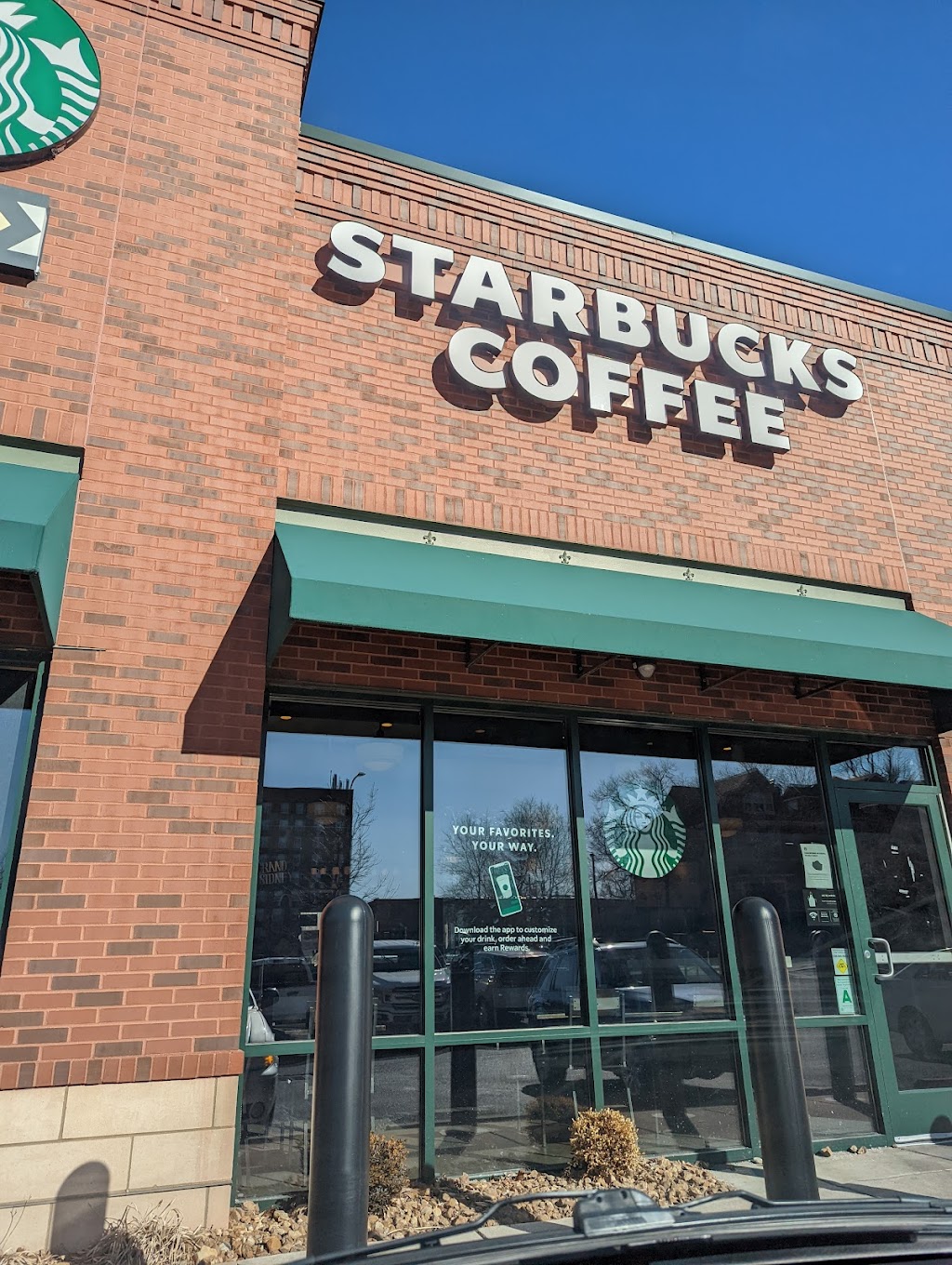 Starbucks | 2350 S Grand Blvd, St. Louis, MO 63104, USA | Phone: (314) 313-6819