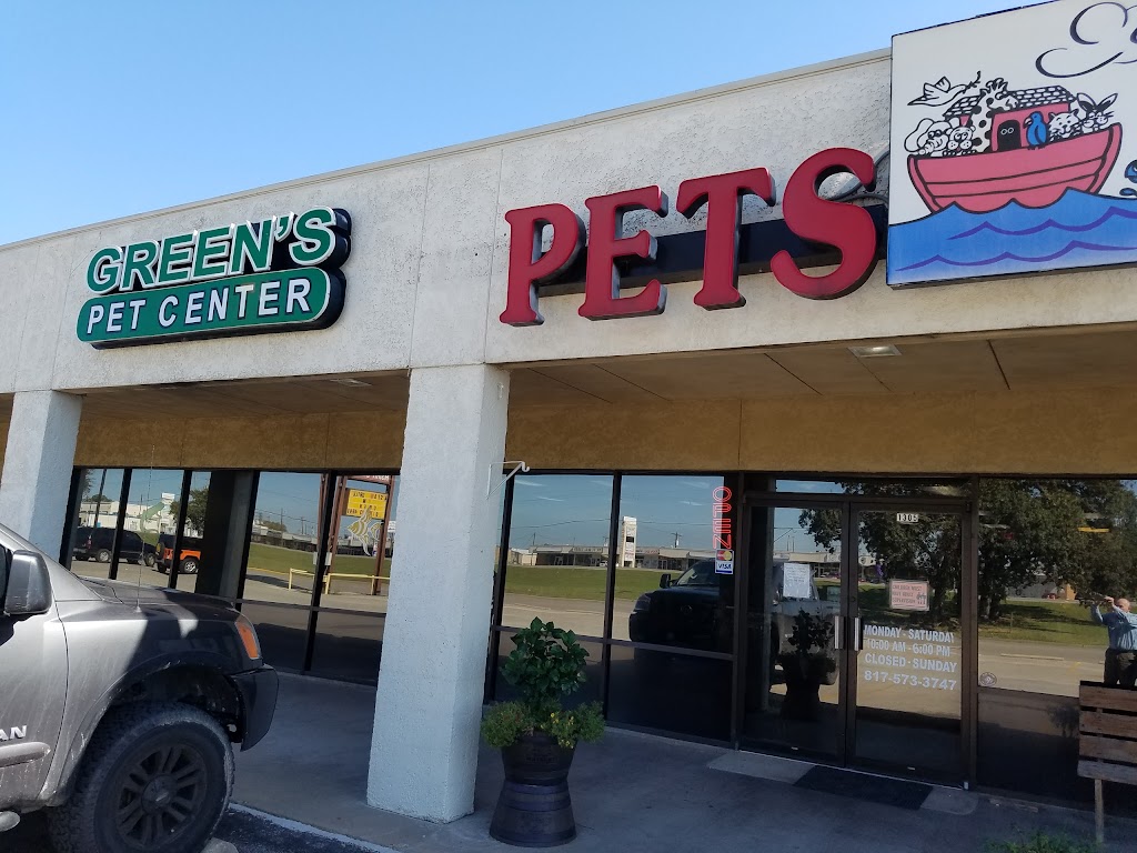 Greens Pet Center | 1305 N Plaza Dr, Granbury, TX 76048 | Phone: (817) 573-3747