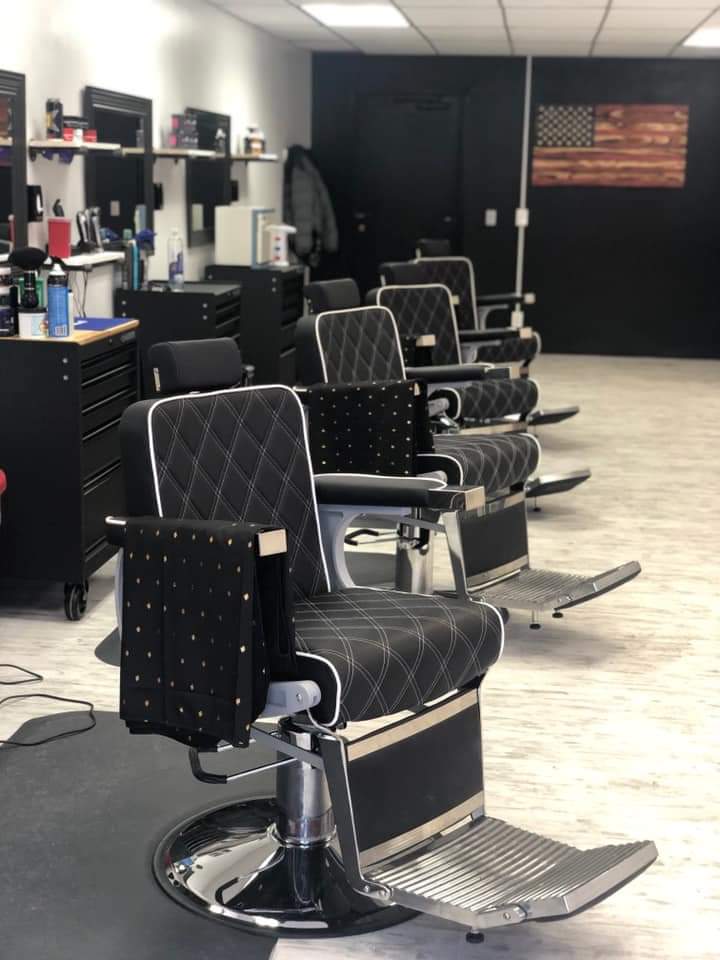 Ronnys barbershop | 12801 Old Glenn Hwy, Eagle River, AK 99577, USA | Phone: (907) 519-3503