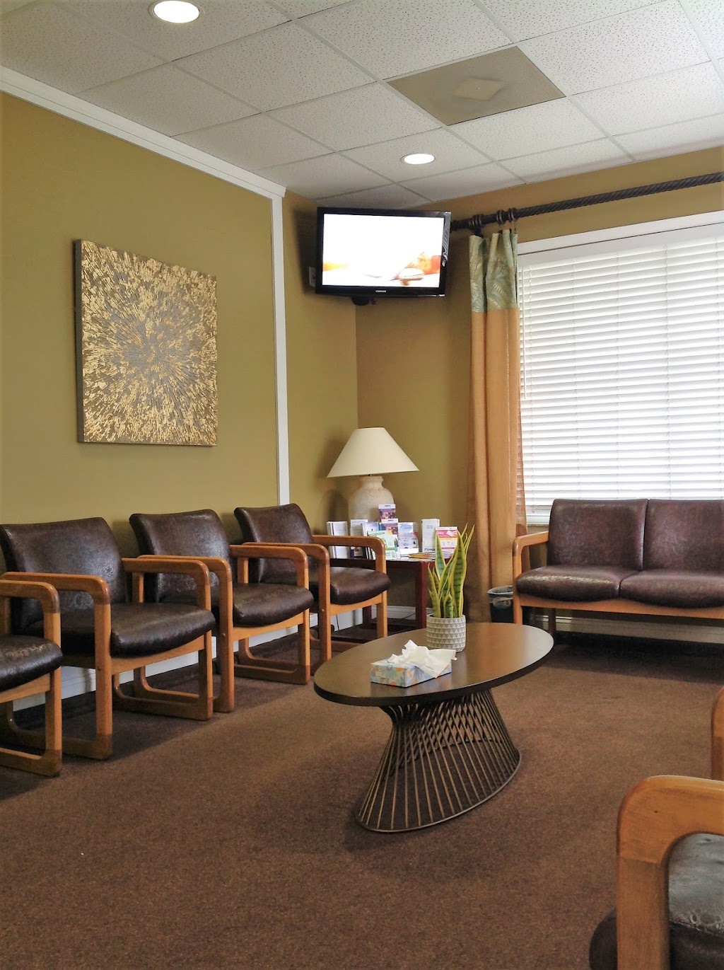 Alafaya Woods Family Medical Center PA | 110 Alafaya Woods Blvd A, Oviedo, FL 32765, USA | Phone: (407) 366-3577