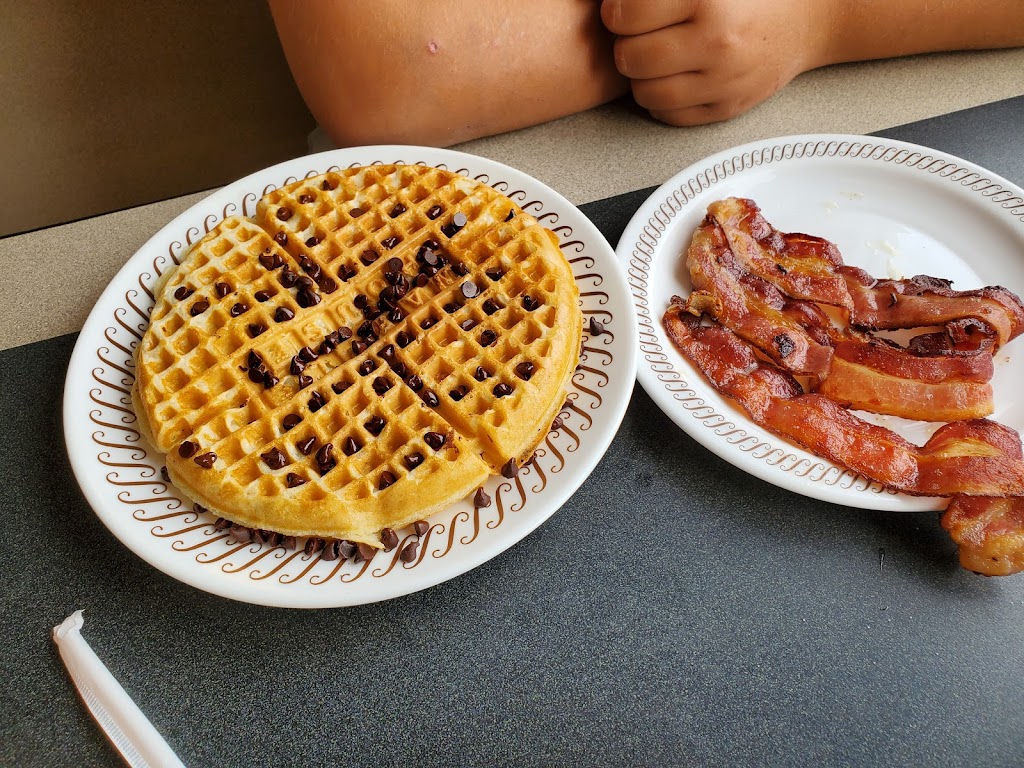 Waffle House | 5310 CAMPBELLTON, Fairburn, GA 30213, USA | Phone: (770) 969-8994