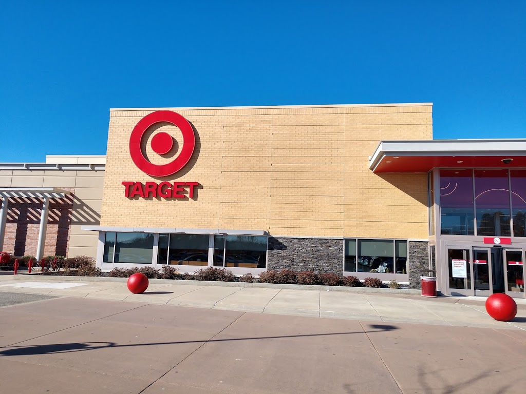 Target | 200 Marquis Pkwy, Williamsburg, VA 23185, USA | Phone: (757) 259-3020