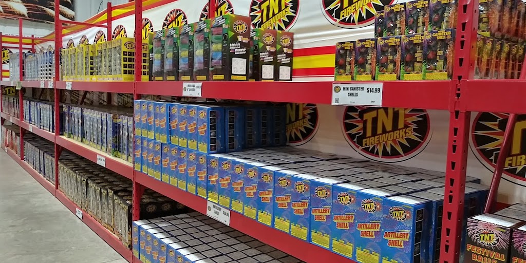 TNT Fireworks - Warehouse - Lubbock | 1101 114th St, Lubbock, TX 79423, USA | Phone: (806) 745-2457