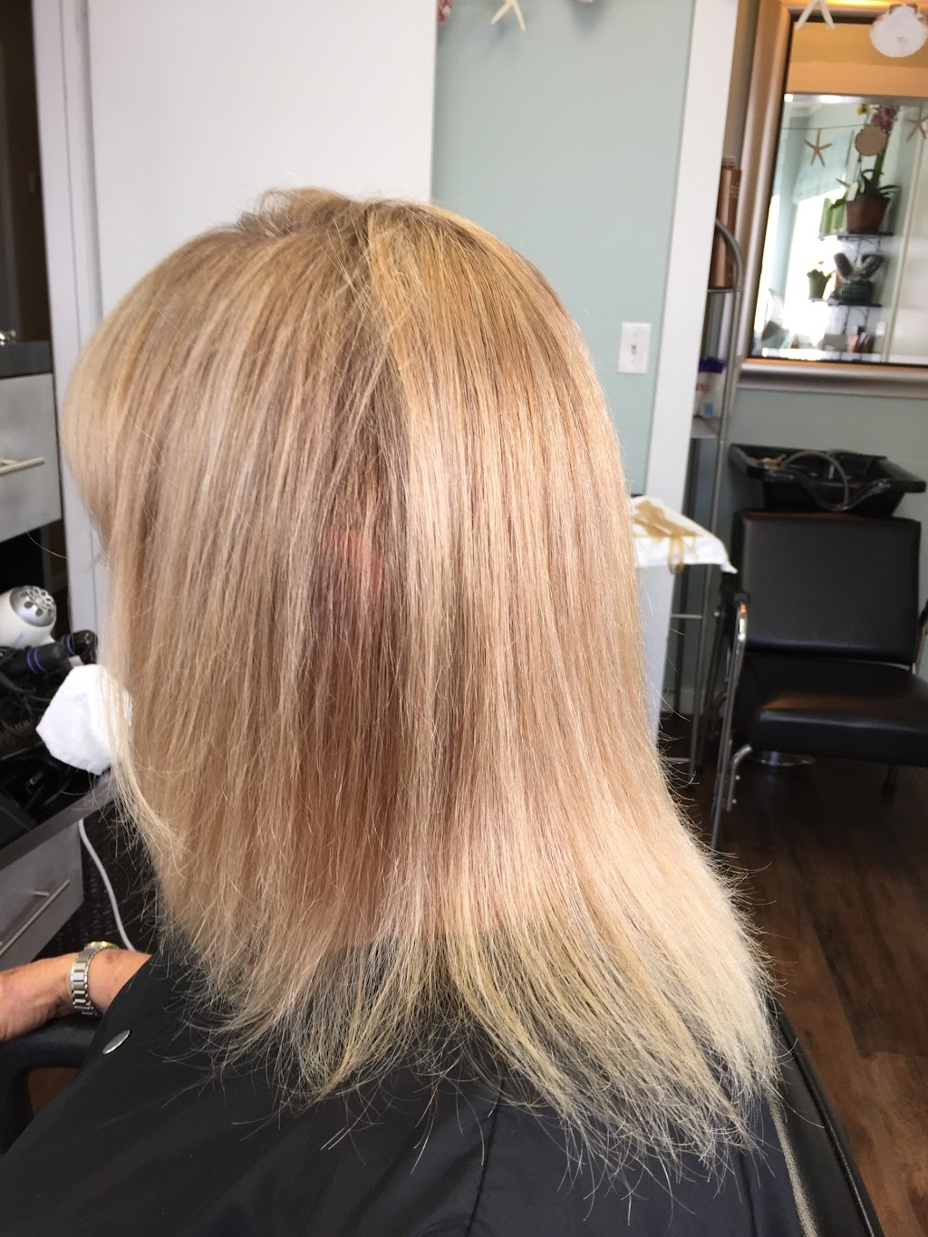 Stacy At Another Hair Salon in Newport Beach | 404 Westminster Ave #1, Newport Beach, CA 92663, USA | Phone: (949) 230-2978